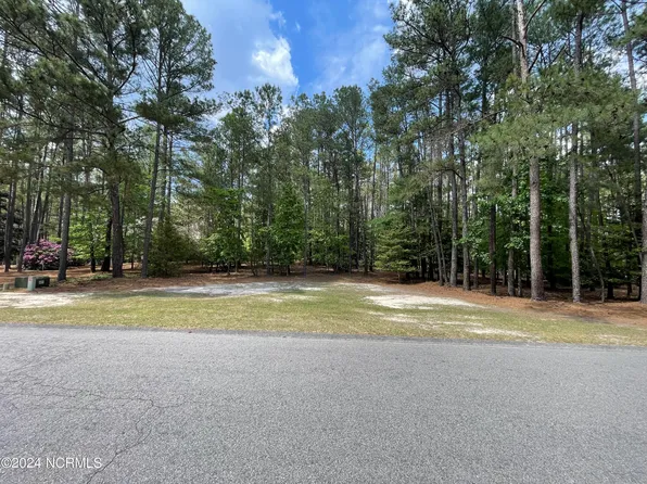 37 Stoneykirk Drive, Pinehurst, NC 28374