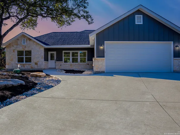 588 Indian Scout, Spring Branch, TX 78070