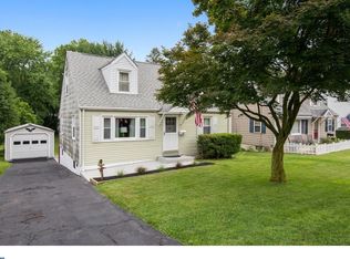 44 Horsham Rd, Hatboro, PA 19040