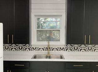 319 SW 3rd St APT 2, Ontario, OR 97914