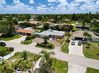 28215 Sunset Dr, Bonita Springs, FL 34134