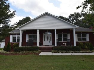 141 Lilac Cir, Guntersville, AL 35976