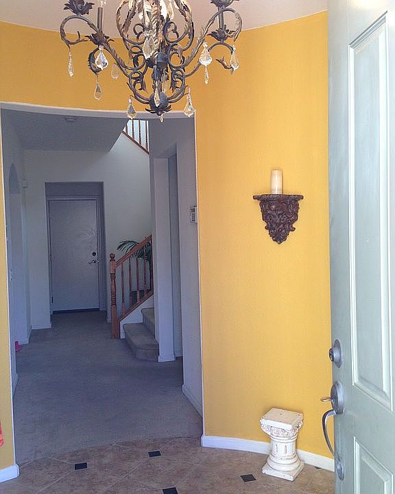 1st image of 35028 Corte De Oro