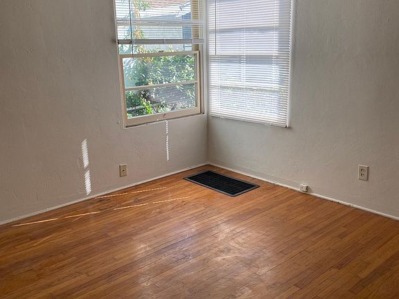 3rd image of 2566 1/2 B St