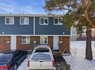 5935 N 63rd St #34, Red Deer, AB T4N 6C1