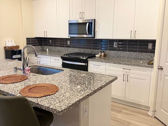 4th image of 31859 Woodbank Way