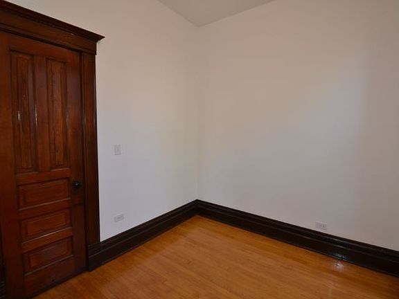4th image of 2117 W Concord Pl #_tw0