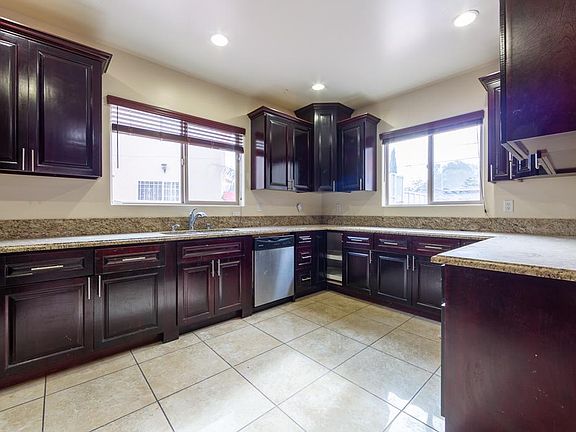 3rd image of 3718 W 119th St