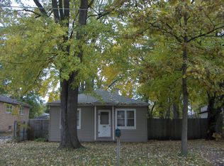 209 Spring St, Willow Springs, IL 60480