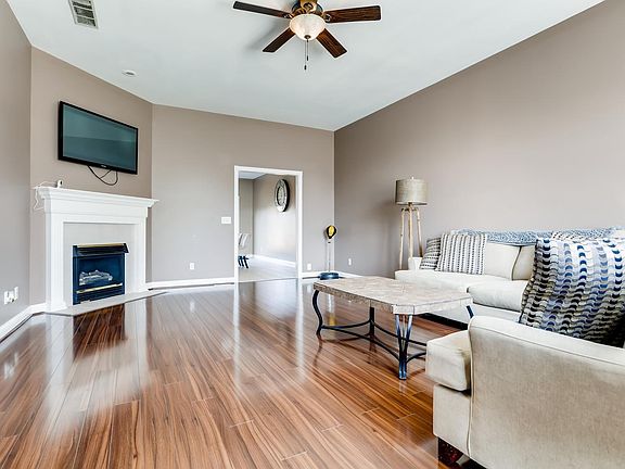 5th image of 2840 Longiron Dr