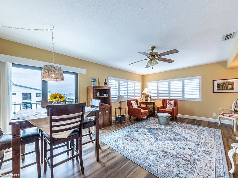 1801 Jamaica Way #331 — Photo 9