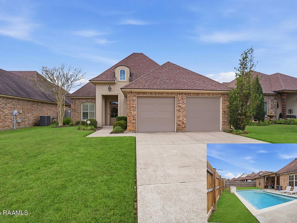 1st image of 123 Autumnbrook Dr
