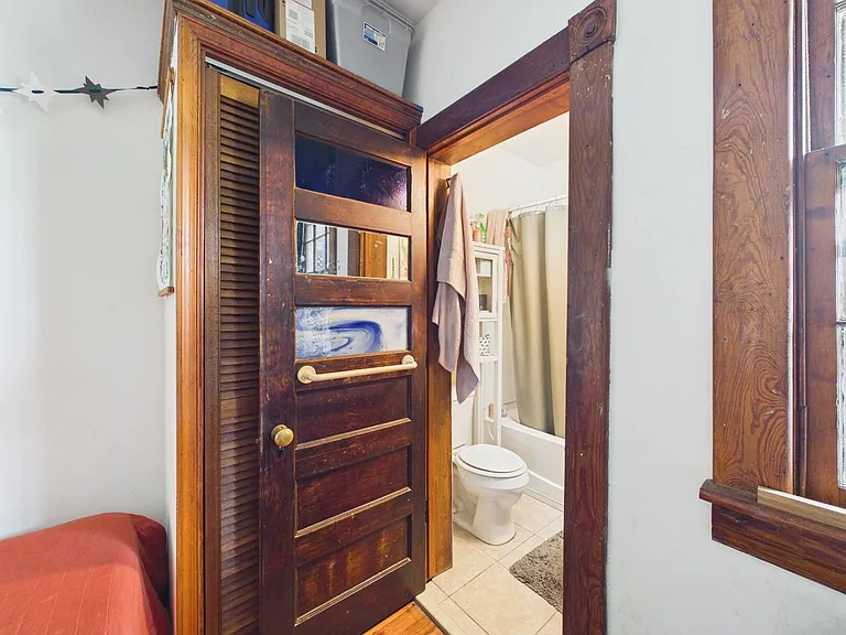 1912 Parkwood Ave #2 — Photo 13