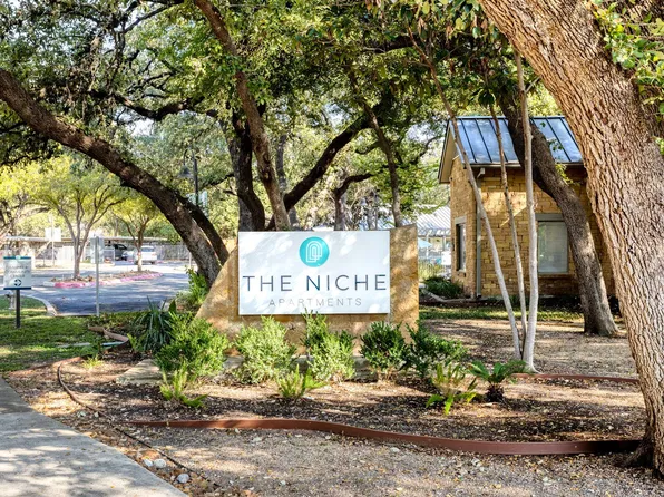 Niche Apartments