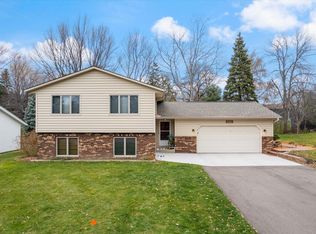 1839 Kathryn Cir, Eagan, MN 55122