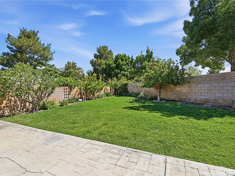 44154 Coral Dr — Photo 44
