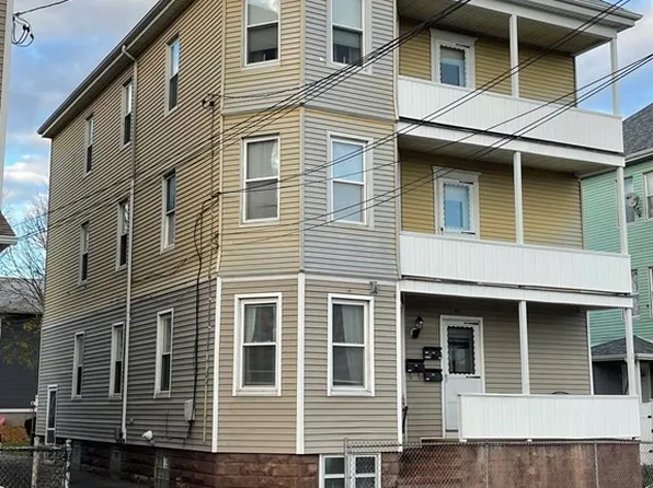 27 Nash Rd, New Bedford, MA 02746