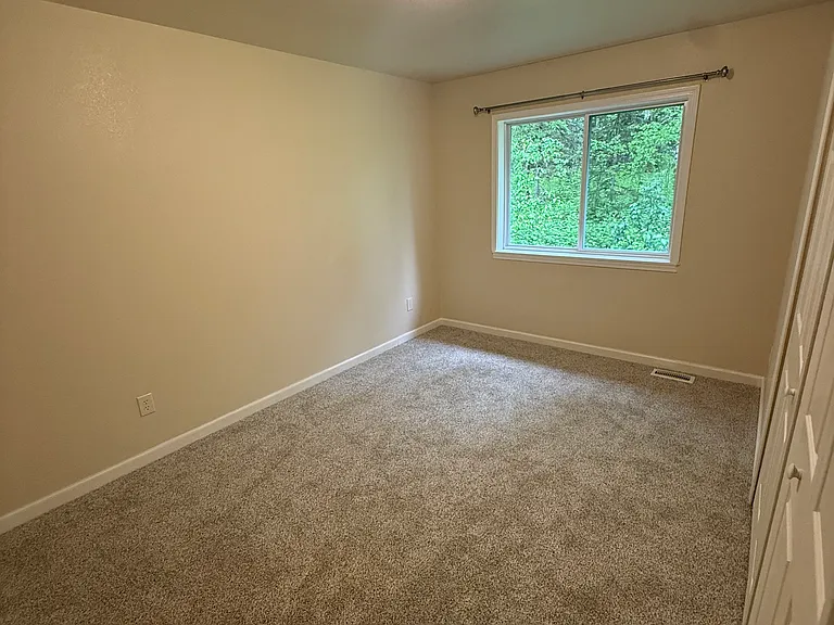 210 E Spruce Ave #B — Photo 12