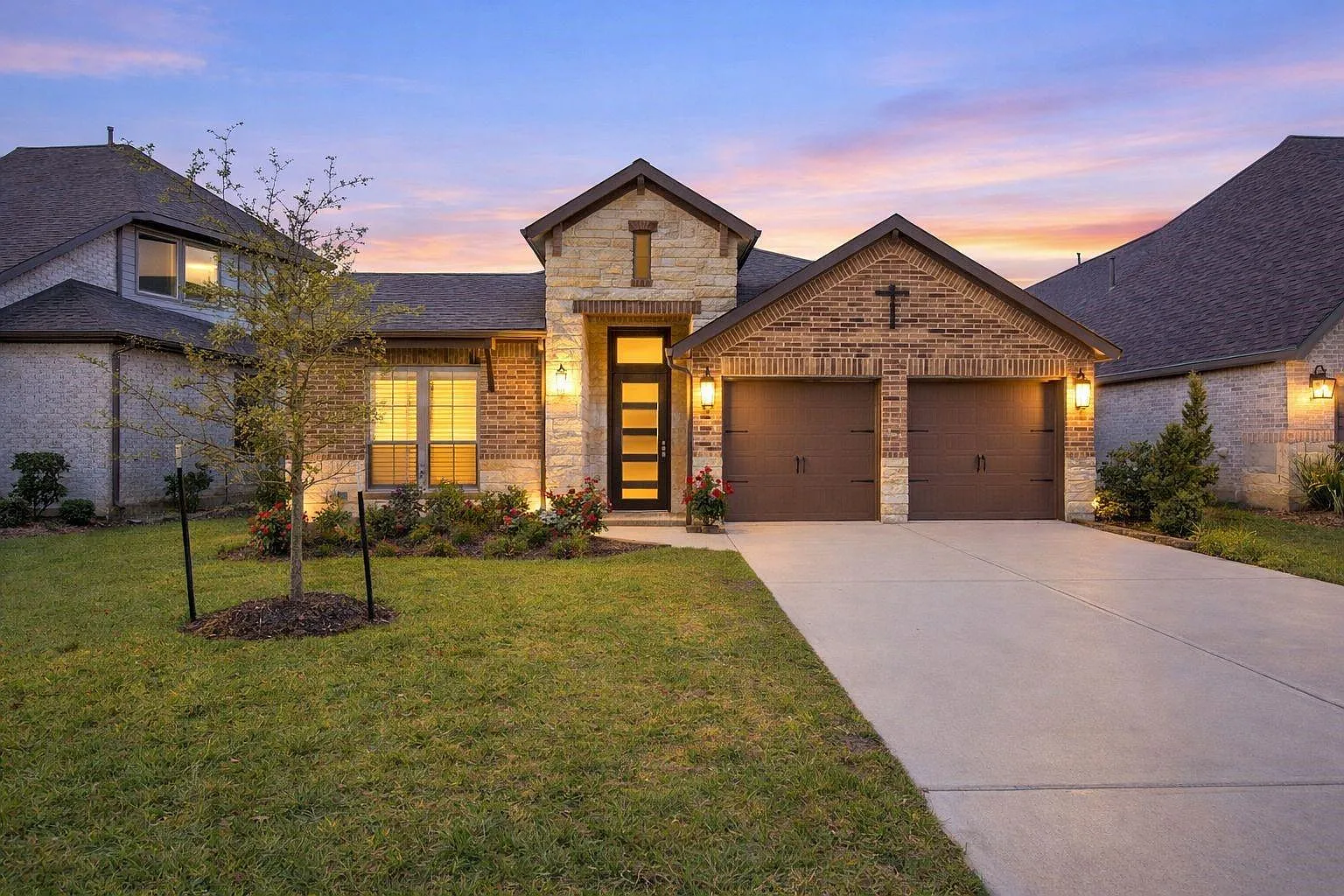 3 bed, 2.0 bath, 2168 sqft, $3,100 — Photo 3