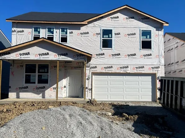 12045 Wooden Trace Dr, Louisville, KY 40229
