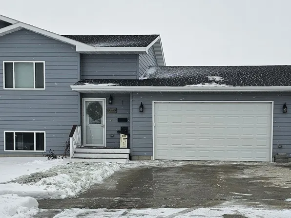 1009 17th Ave SW, Aberdeen, SD 57401