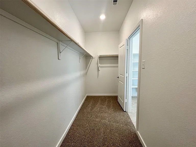 21835 Redwood Bluff Trl — Photo 12