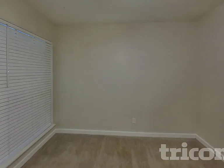 510 Carl C Senter St — Photo 11
