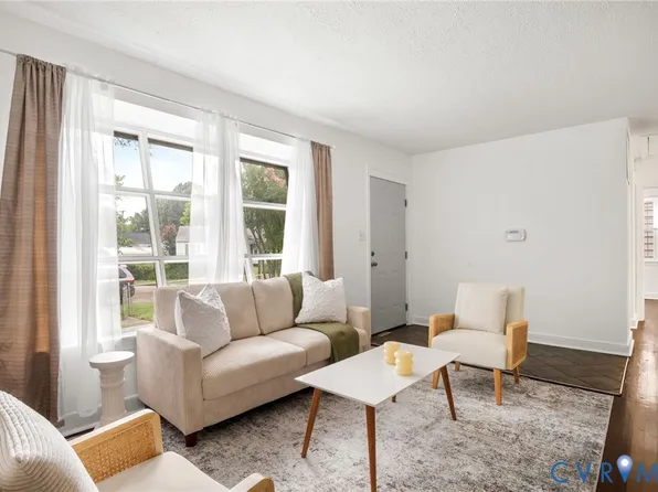 73 Henrico St, Petersburg, VA 23803