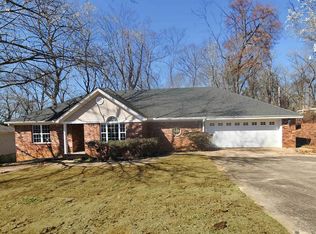 1620 April Sound St, Benton, AR 72019