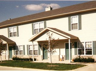 1021 Maple Hill Rd APT 4, Bloomington, IL 61705