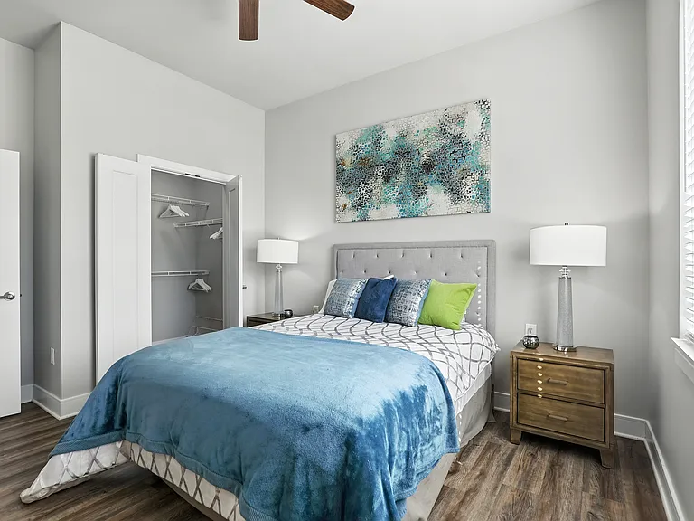 Cliff Cave - One Bedroom