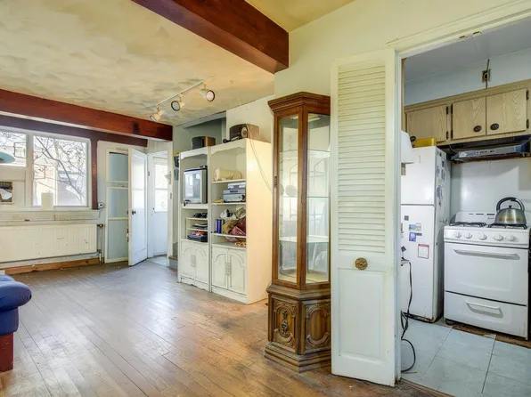 216-76 68th Avenue image 8 of 19