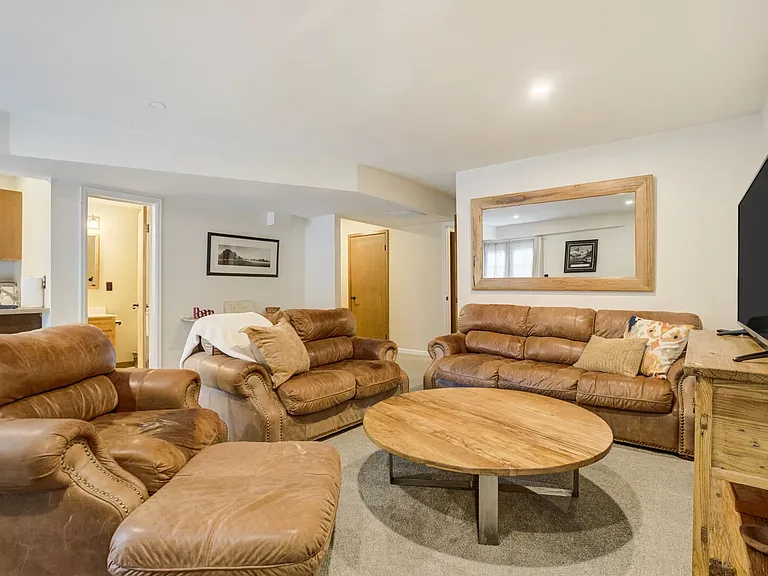 Popes Valley Dr — Photo 42