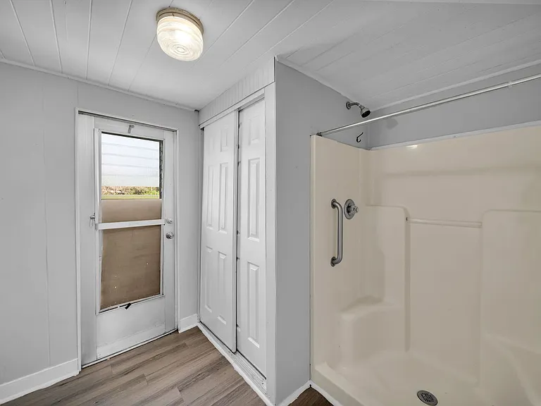 2950 Packinghouse Rd — Photo 28