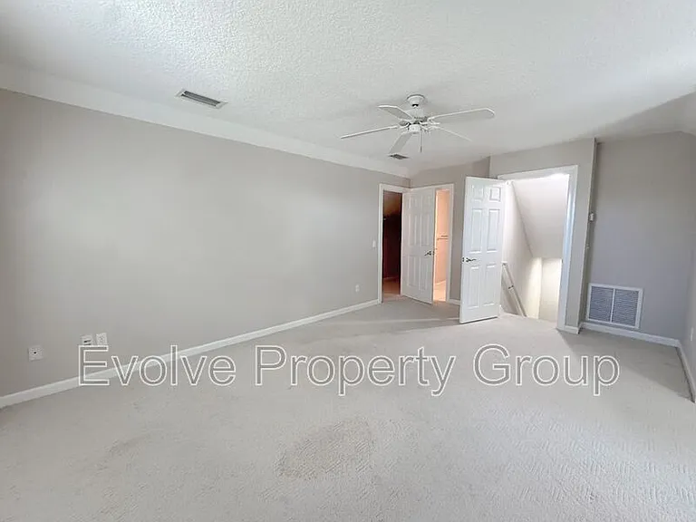 822 Summer Bay Dr — Photo 5