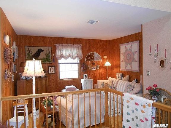2nd image of 12 Caroline Dr
