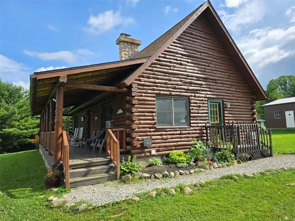 12843 Plank Rd, Waterford, PA 16441