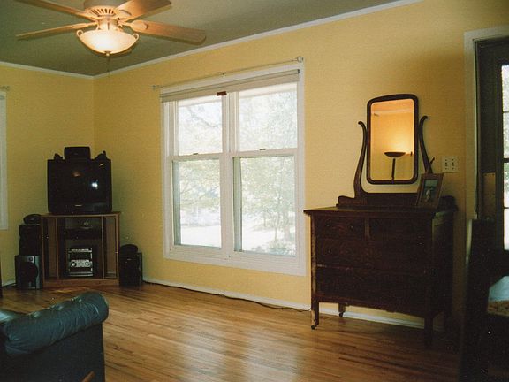 Living Room (View I)