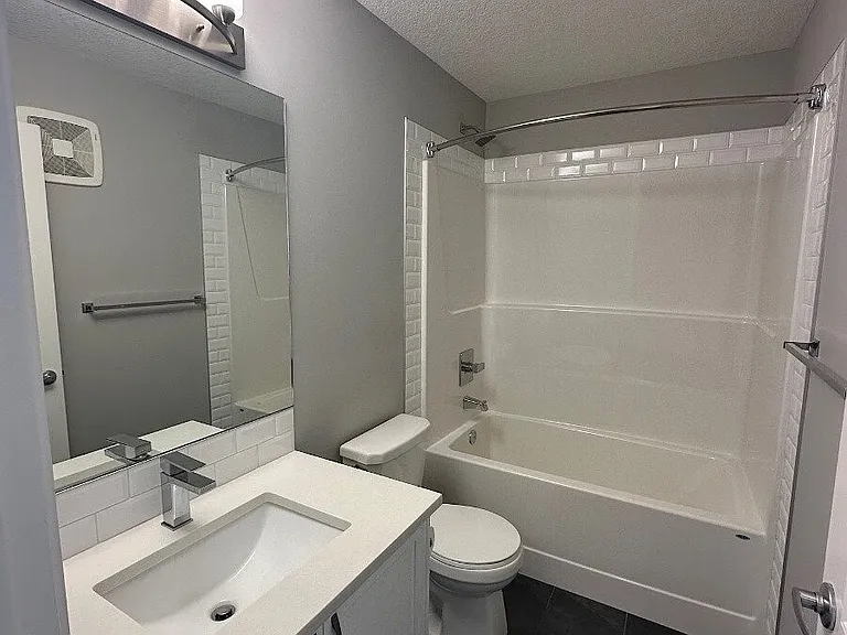 332 Harvest Hills Cmn NE — Photo 9