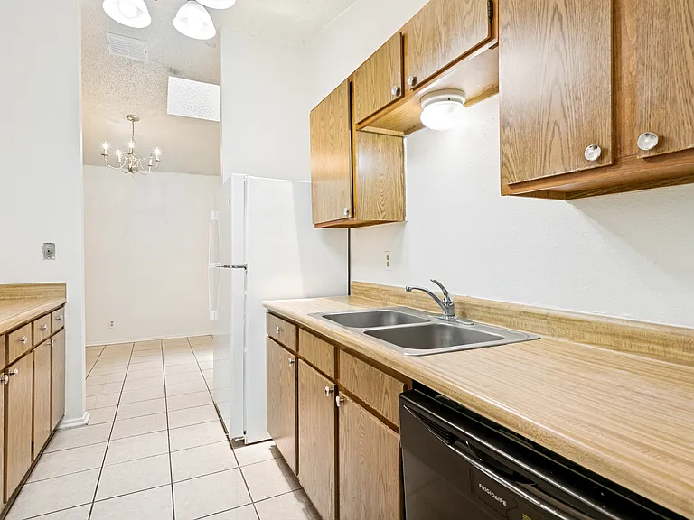 14442 Woods Hole Dr — Photo 13