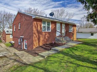 249 Berger St #1, East Canton, OH 44730