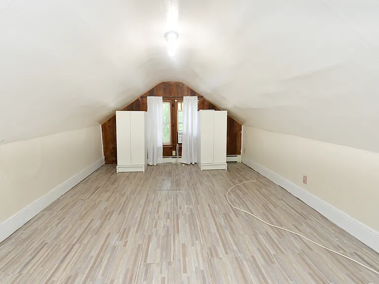 52 Kovar St — Photo 12