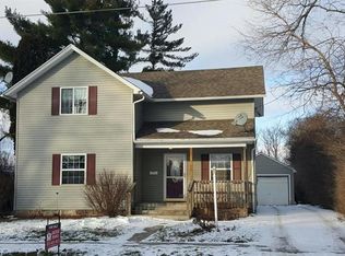 635 Tupper Lake St, Lake Odessa, MI