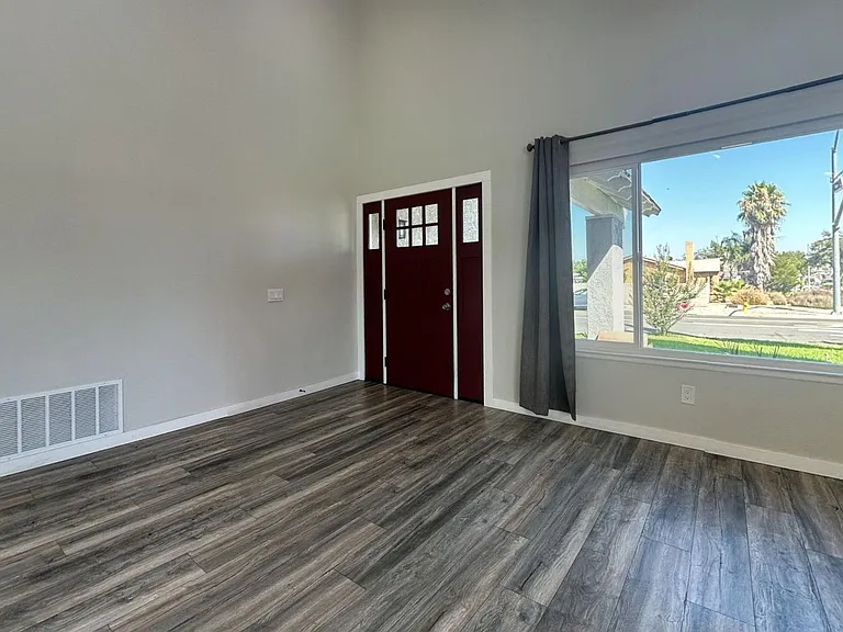 1177 Springbrook St — Photo 4