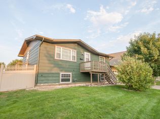 621 Pineridge Ct, Great Falls, MT 59405