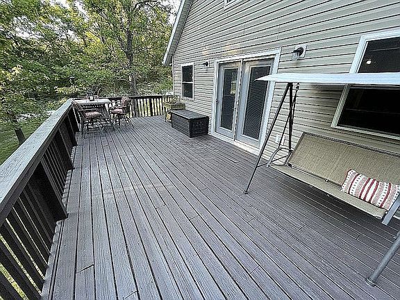 3rd image of 358 Thunderbird Dr
