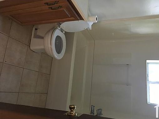 3rd image of 910 Druid Cir APT E