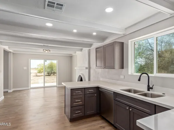 7525 W Lake Erie Drive, Casa Grande, AZ 85194
