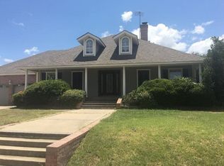 124 Spanish Oak Trl, Cameron, TX 76520