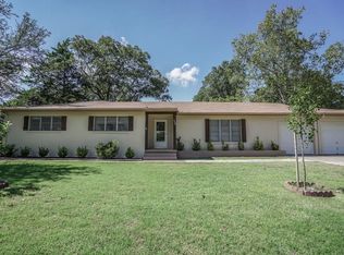 1602 S Cliff St, Decatur, TX 76234